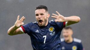 แมคกินน์ท้าให้