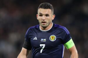 แมคกินน์ท้าให้