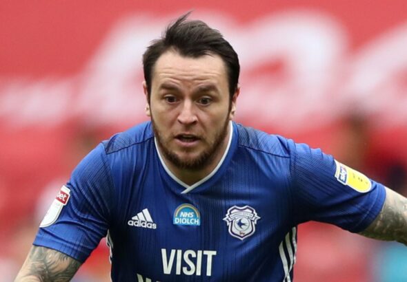 เลิกเล่นฟุตบอล