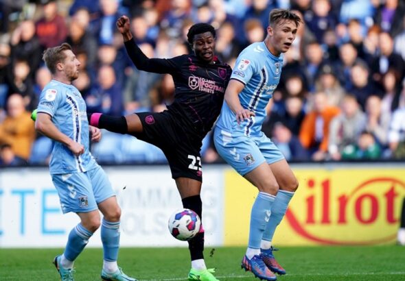 แข่งขันชิงแชมป์