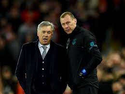 อดีตผู้จัดการ