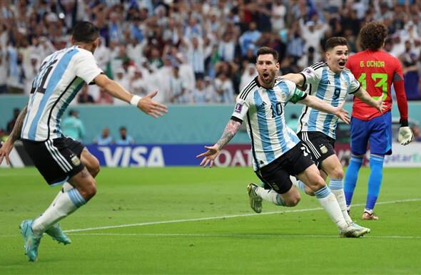 ลูกยิงสายฟ้า