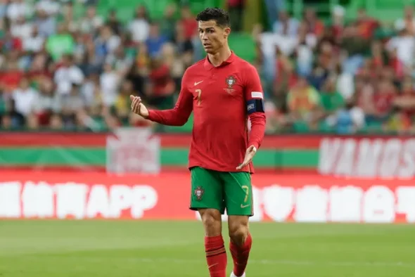 ปีศาจแดงปล่อยตัว