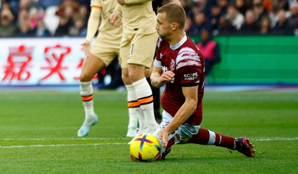 ดำเนินต่อไป