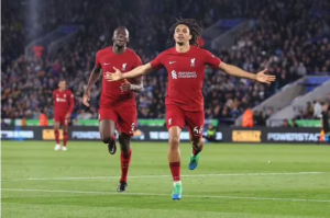 แล่นไปสู่ชัยชนะ